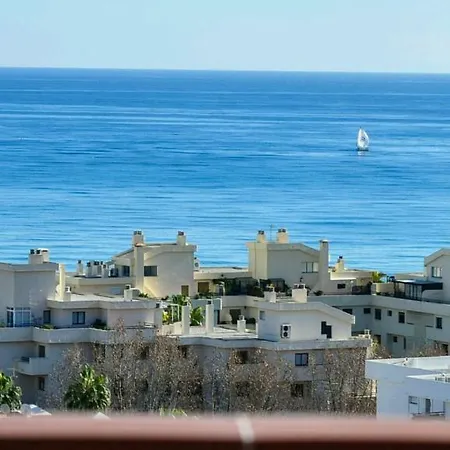 Atico Duplex Con Vistas Al Mar. Dos Plazas De Garaje *