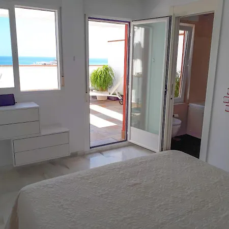 Atico Duplex Con Vistas Al Mar. Dos Plazas De Garaje Lägenhet