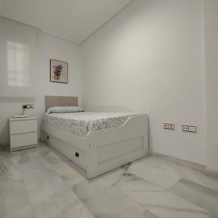 Atico Duplex Con Vistas Al Mar. Dos Plazas De Garaje *