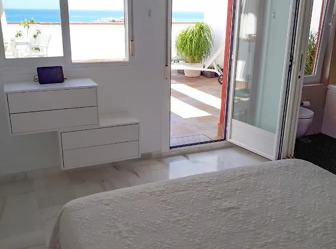 Atico Duplex Con Vistas Al Mar. Dos Plazas De Garaje 아파트 토레몰리노스