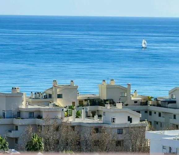 Atico Duplex Con Vistas Al Mar. Dos Plazas De Garaje *